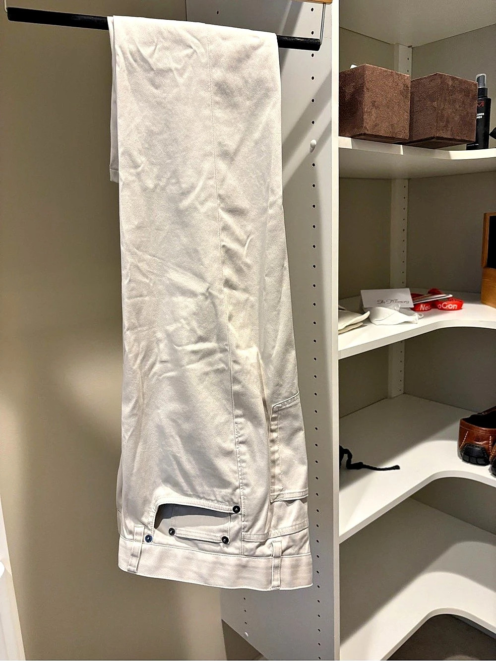 Brooks Brothers Light Weight Advantage Chino Stretch White Waist 35/L30